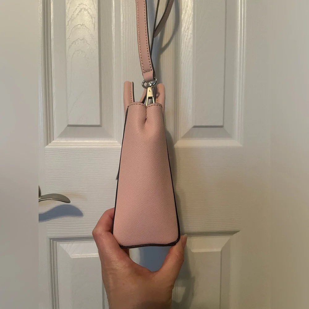Rebecca Minkoff Mini Avery Crossbody Tote - Picture 5 of 9